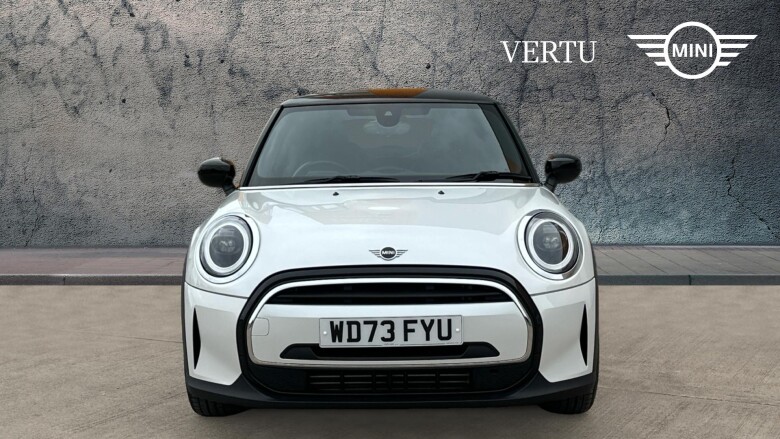 MINI Hatchback 1.5 Cooper Exclusive Premium 3dr Petrol Hatchback